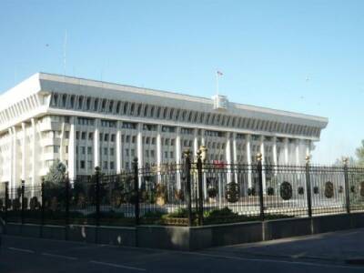 Четверых обвиняемых в попытке захвата власти освободили из-под стражи в Киргизии