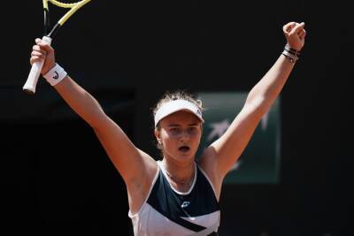 Крейчикова обыграла Остапенко в матче третьего круга Australian Open