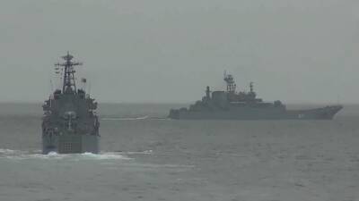 Военные России, Китая и Ирана проводят совместные учения в Оманском заливе