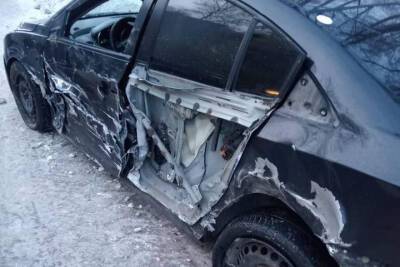В Путятинском районе столкнулись Chevrolet и два грузовика