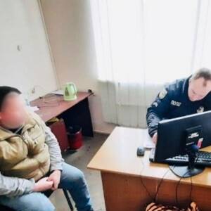 В Ивано-Франковской области мужчина угрожал взорвать квартиру с дочерью внутри. Фото