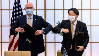 Япония и США будут вместе противостоять Китаю в сфере экономики