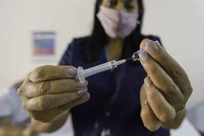 Врач Тимченко назвал российский «Спутник V» лучшей COVID-вакциной в мире против штамма «омикрон»