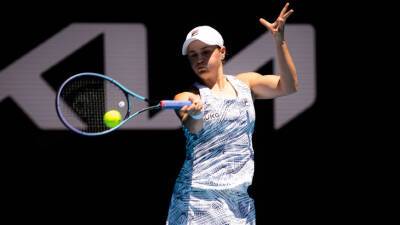 Первая ракетка мира Эшли Барти вышла в четвертый раунд Australian Open