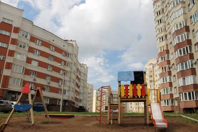 В Башкирии построили опасную детскую спортивную площадку