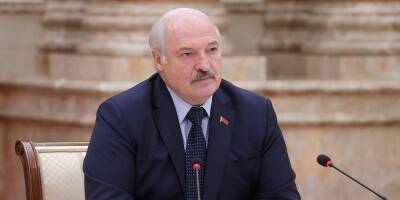 "Хочешь мира – готовься к войне": Лукашенко заявил о неадекватности Киева
