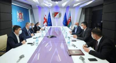 Посол Азербайджана пригласил министра финансов Грузии в Баку