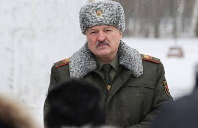 «Не очень хорошо себя чувствовал, но на лыжах бегал»: Лукашенко рассказал, как перенес «омикрон»