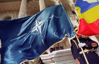 Бухарест: Войска НАТО останутся в Румынии, но и Киеву помогать мы не будем