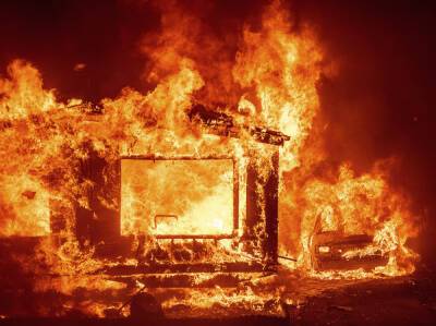 В Лисичанске произошел пожар в частном доме: пострадал молодой мужчина