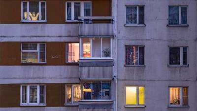 В Москве мужчина выжил после падения с девятого этажа и сам вернулся в квартиру