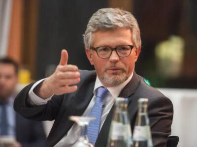 Посол Украины призвал правительство ФРГ отключить Россию от SWIFT