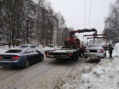 Эвакуаторы привлекли для работ по уборке снега в Нижнем Новгороде