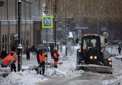 Власти Москвы призвали водителей быть внимательными из-за снегопада