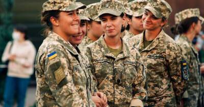 Женщин не будут штрафовать за уклонение от военного учета