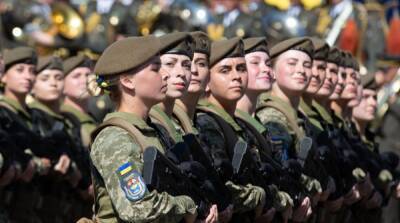 Минобороны предлагает существенно сократить список специальностей для воинского учета женщин