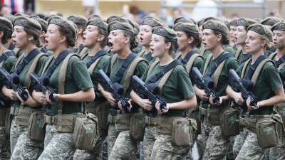 На Украине сократили список профессий с воинским учётом для женщин