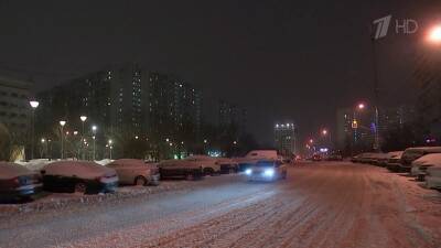 Мощный снегопад обрушился на юг России