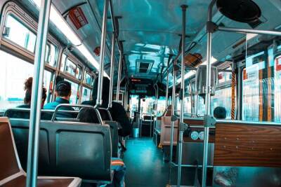 Комтранс проверил ежедневную дезинфекцию рейсовых автобусов в Петербурге