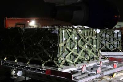 В Украину прибыли 90 тонн летального оружия