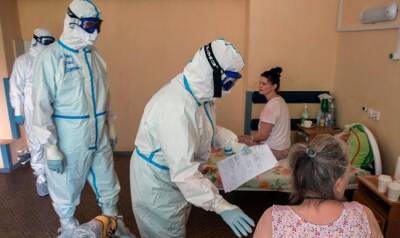 Россия второй день подряд обновила антирекорд по коронавирусу