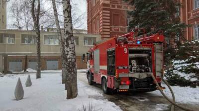 В Харькове снова тушат пожар в крупном университете