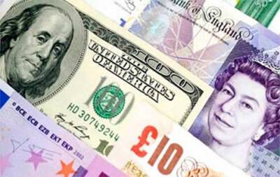 Фунт стерлингов дешевеет к доллару на ряде данных по Великобритании