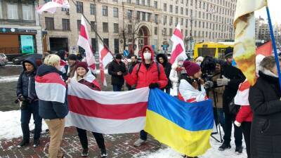 В Киеве поминали первых погибших майданщиков – униаты объявили их...