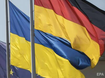 Заявление командующего ВМС Германии о Крыме не соответствует позиции минобороны ФРГ – спикер