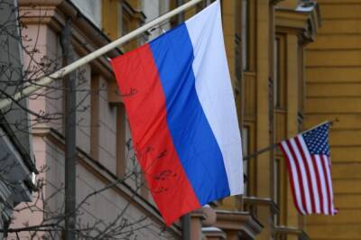 В посольстве США заявили, что продолжают выдавать визы космонавтам России