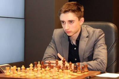 Дубову присудили техническое поражение на турнире по шахматам из-за принципиального отказа играть в маске