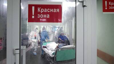 За сутки в России госпитализировали 6 211 человек с COVID-19