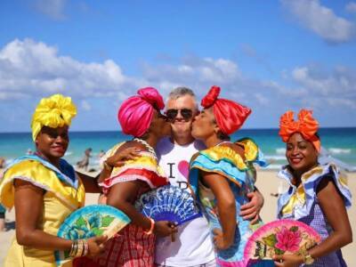 Куба отменила проверку ковид-сертификатов для туристов из России