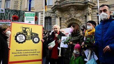 Фермеры Германии призывают правительство ускорить реформы