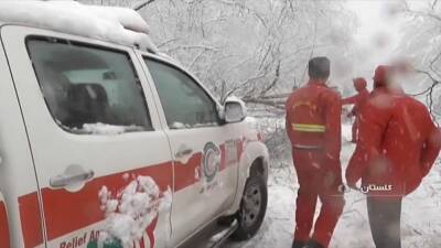 Сильные снегопады обрушились на Иран