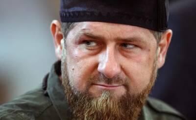 Рамзан Кадыров объявил семью судьи Янгулбаева «пособниками террористов». Глава Чечни потребовал задержать их всех — или «уничтожить» при оказании сопротивления