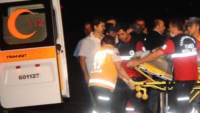 Трое погибли и 18 пострадали в ДТП с автобусом в Турции