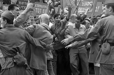 Крупнейшие народные восстания в СССР: какие были последствия - Русская семерка