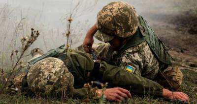 Украинцев на Донбассе обстреляли 10 раз за сутки, есть раненый