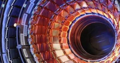 Физики из ЦЕРНа открыли частицы, существовавшие в первую секунду Вселенной