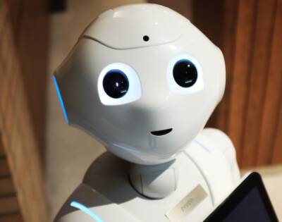 Созданный в Китае робот способен читать мысли с точностью почти 100%