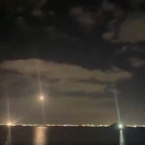 Ночью столицу ОАЭ обстреляли ракетами