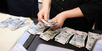 Самозанятые заработали 882 млрд рублей