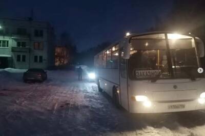 В отдалённый жилой массив Фрунзе в Воронеже пустили заказной автобус