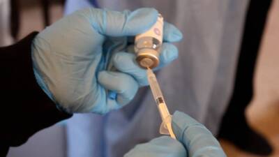Вакцинация от COVID-19 среди подростков 12-17 лет началась в Краснодарском крае