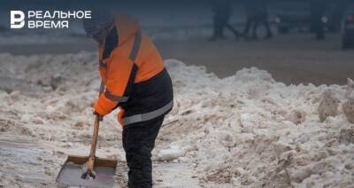 «Пандемия не повод для бардака!»: мэрия Казани нашла виновных в снежных завалах
