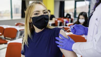 В Краснодарском крае началась вакцинация подростков от коронавируса - russian - Краснодарский край - респ. Чувашия