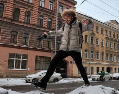 Блогер Варламов пригласил губернатора Петербурга на прогулку по городу