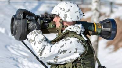 Тысячи NLAW, стингеры, боеприпасы и спецназ: Запад расширяет оборонную помощь Украине