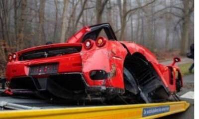 Редкий автомобиль Ferrari стоимостью три миллиона евро разбили вдребезги во время тестов
